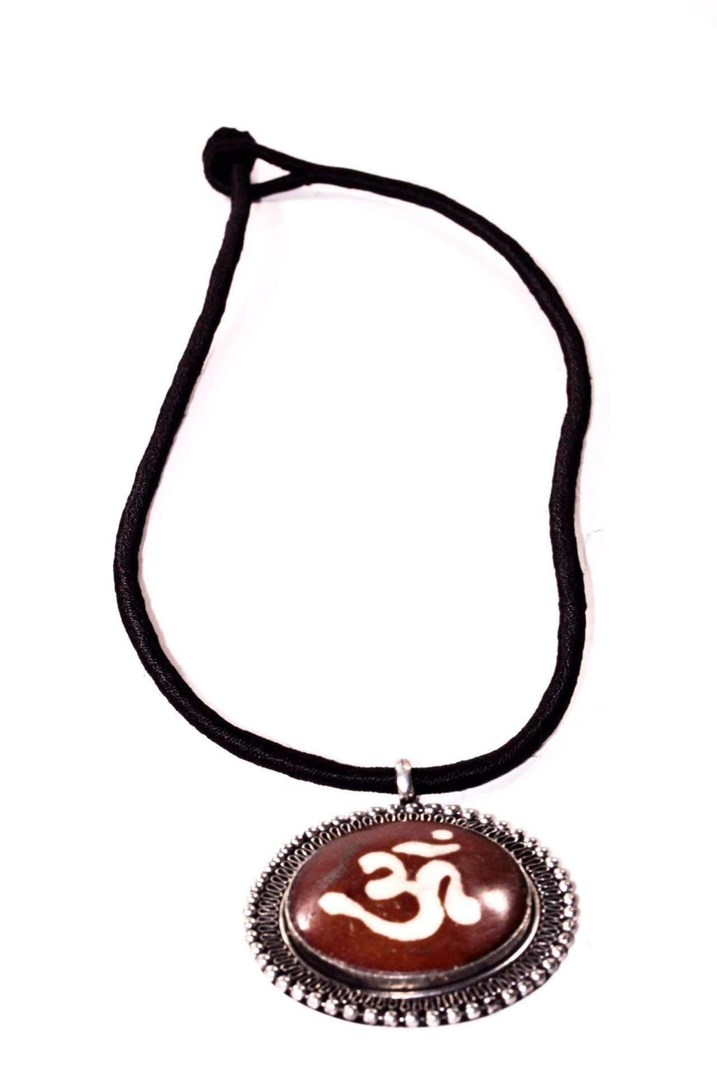 Auspicious Om Spiritual Necklace — Sacred Symbol Pendant